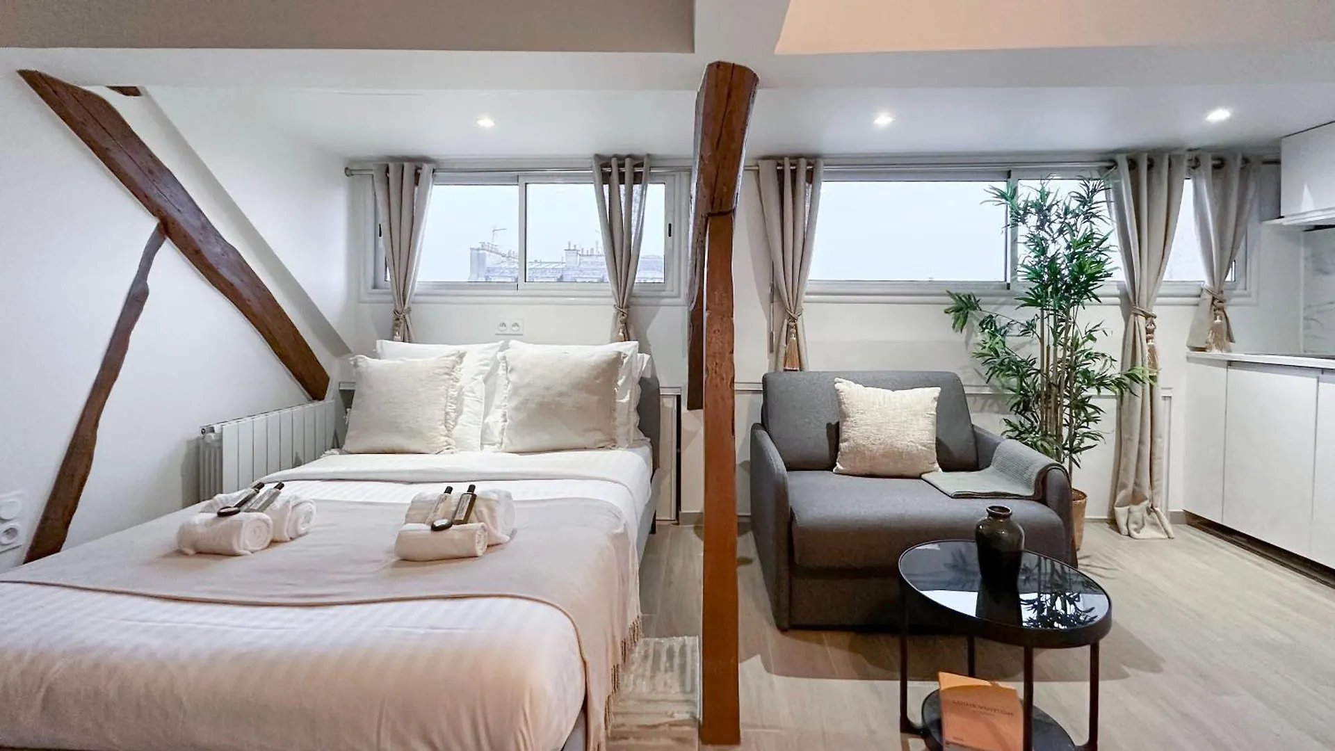 アパート Brand New Properties Near La Madeleine ! パリ
